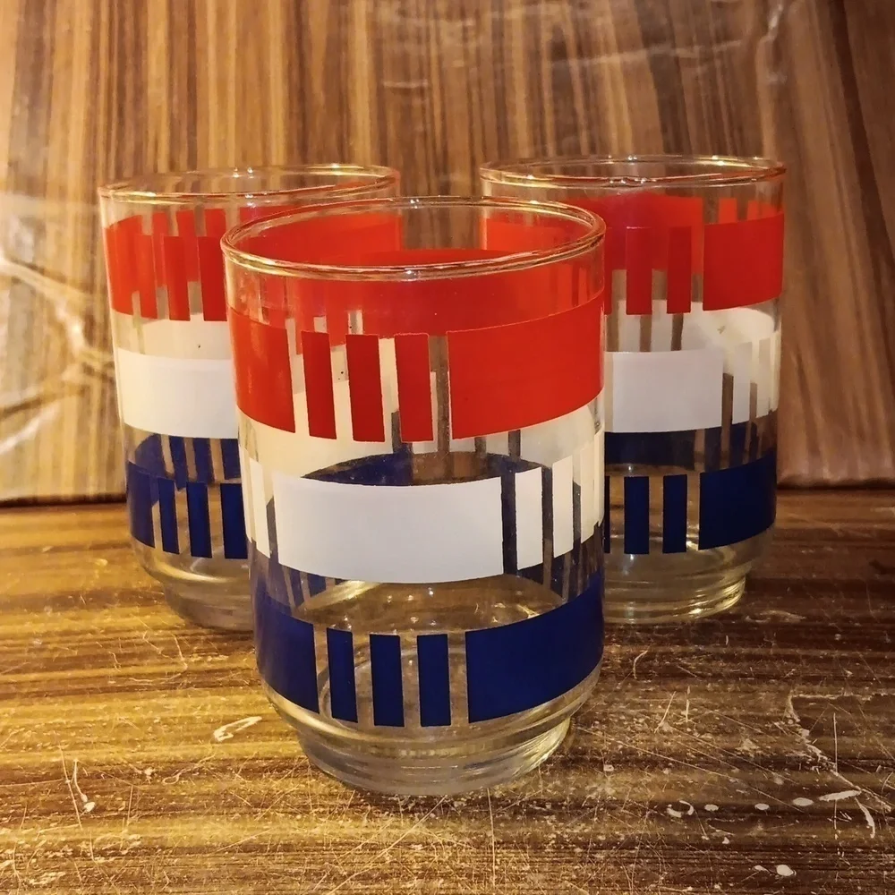 Vintage Libbey red white blue patriotic short tumblers lowball rocks barware